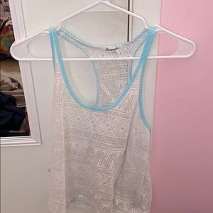White laced tank top with light blue trim
